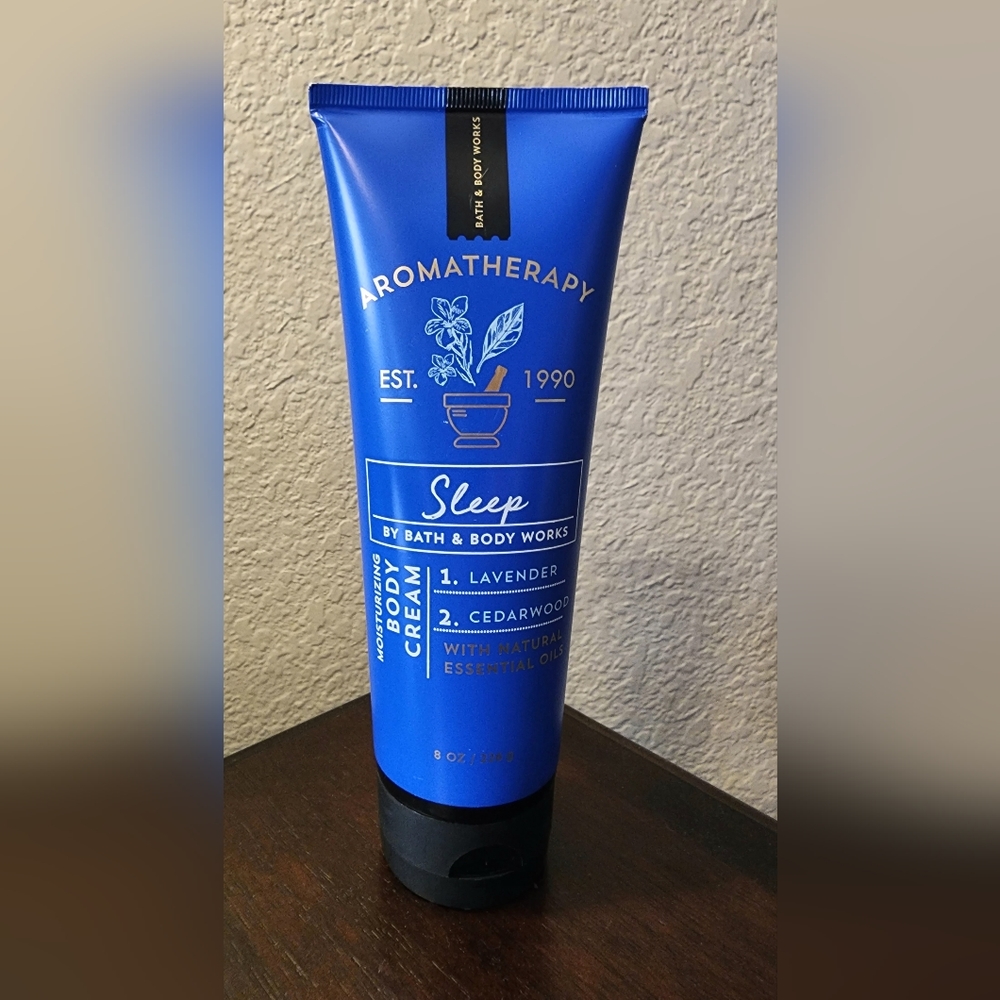 Bath & Body Works Aromatherapy Sleep Lavender Cedarwood Body Cream 8 oz